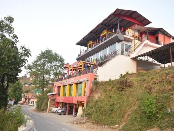 Hotel Crystal Palace Dhanaulti Eksteriør bilde